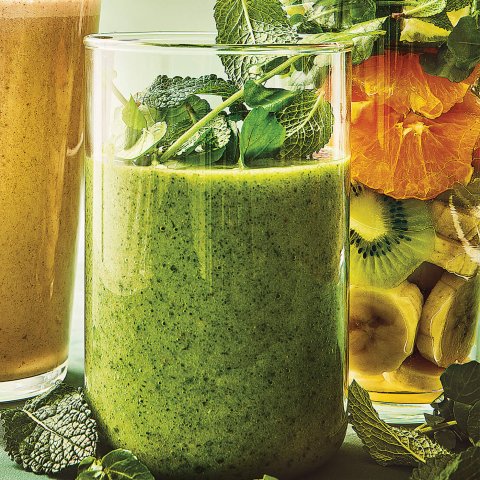 Green smoothie in glass