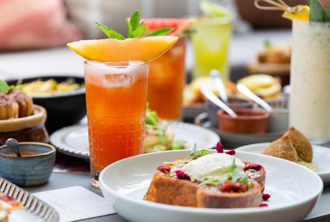 Cocktails and brunch dishes