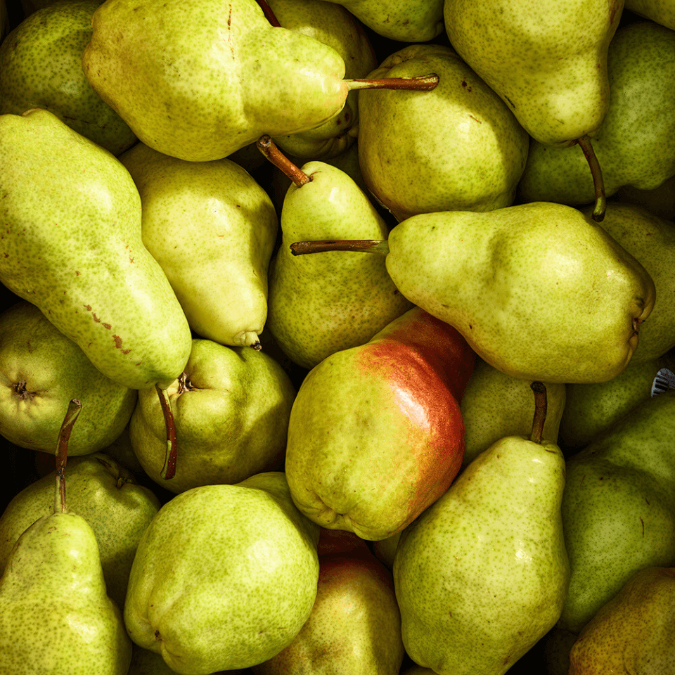 pears in a pile