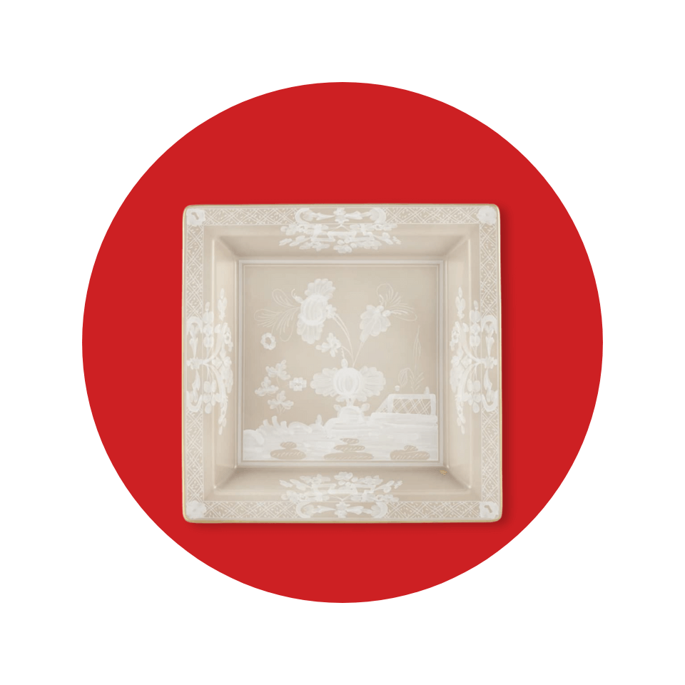 Large square change tray on red circle