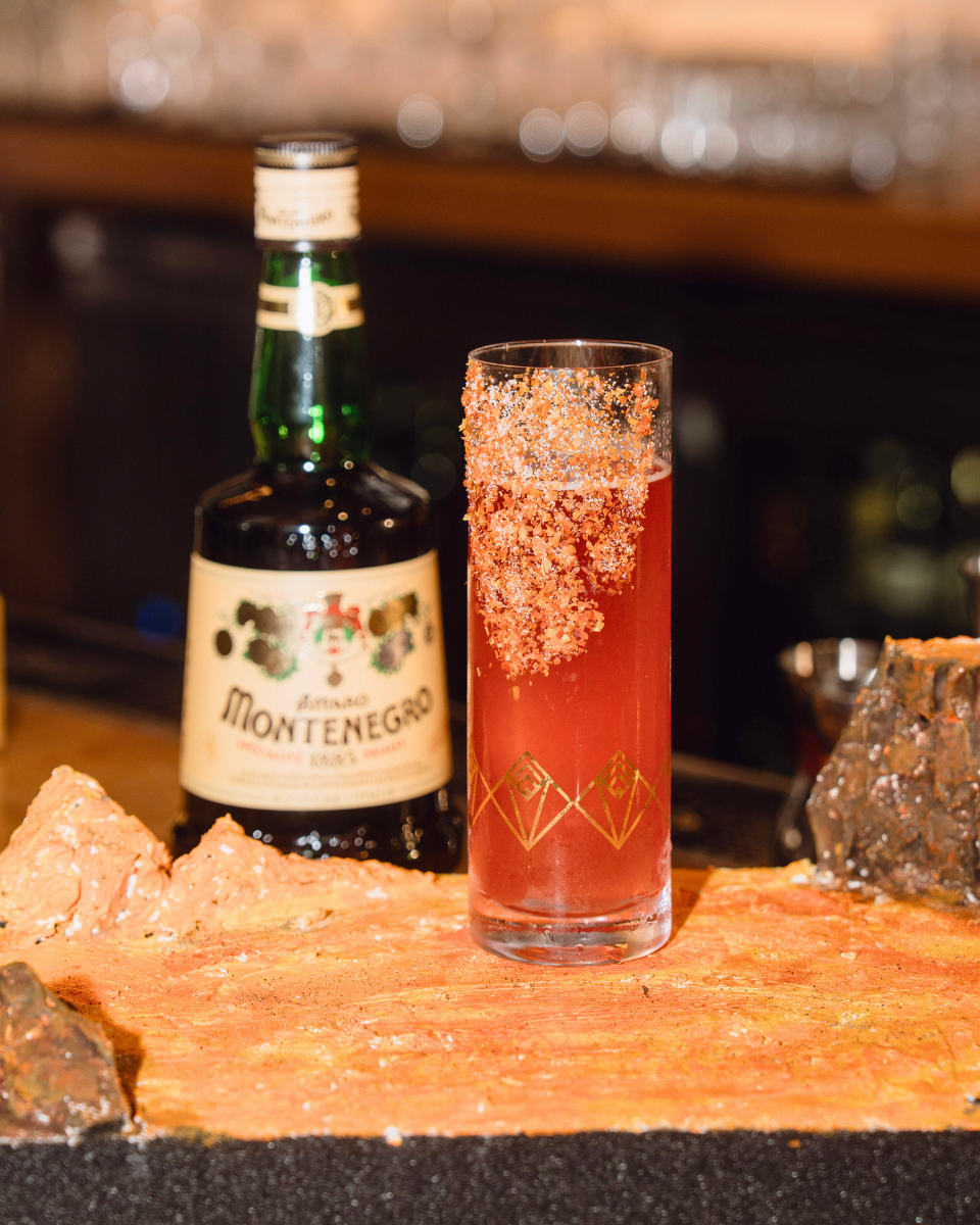 Vero Bartender - Crimsom Horizon - Amaro Montenegro Winner Canada 2025 Cocktail and Bottle