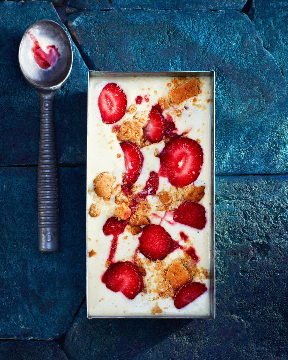 No-Churn Strawberry icecream recipe in a loaf pan