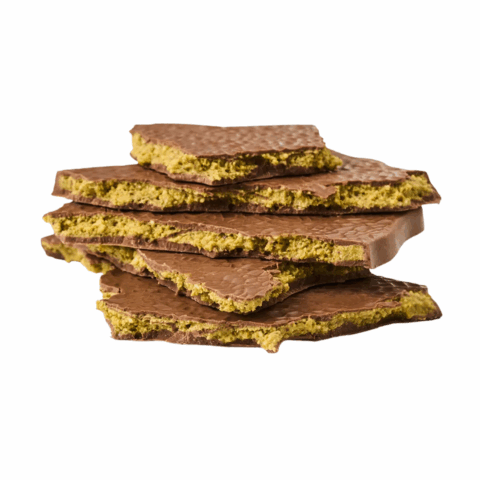 Five pieces of chocolate bark with pistachio knafeh filling inside.